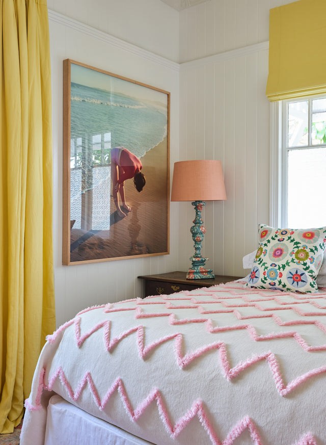 Pink Fringed Zig Zag Bedspread